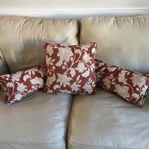FALL DECOR 3 Pillows Rust with beige leaves 2 rectangle 1 square NWOT